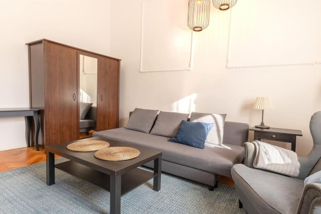 Wyjatkowy Apartament Na Rynku Wrocław Extérieur photo
